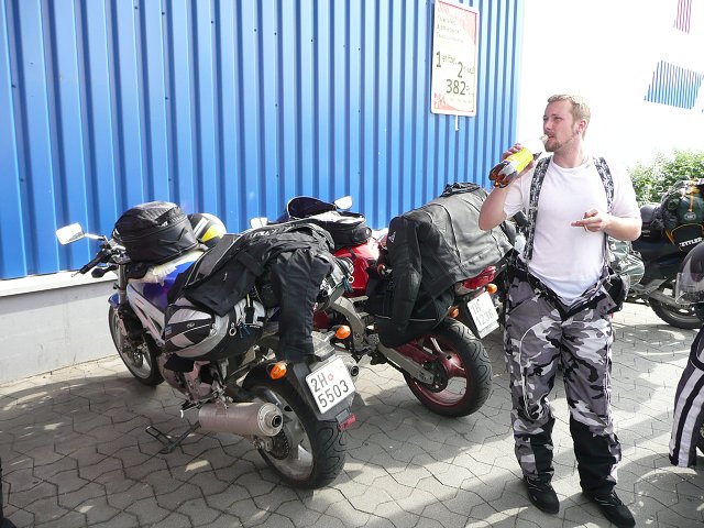 img00229.jpg