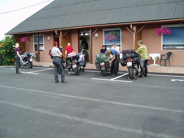 img00397.jpg