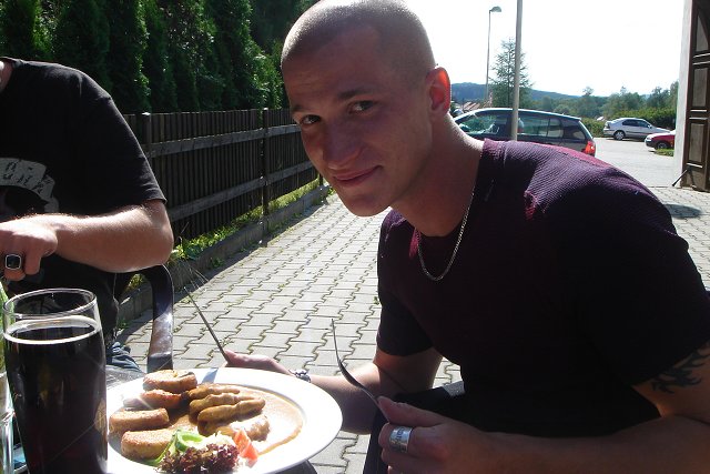 img00127.jpg