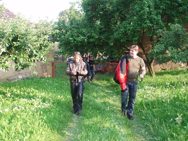 img00009.jpg
