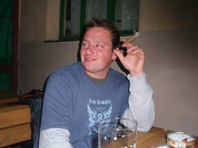 img00103.jpg
