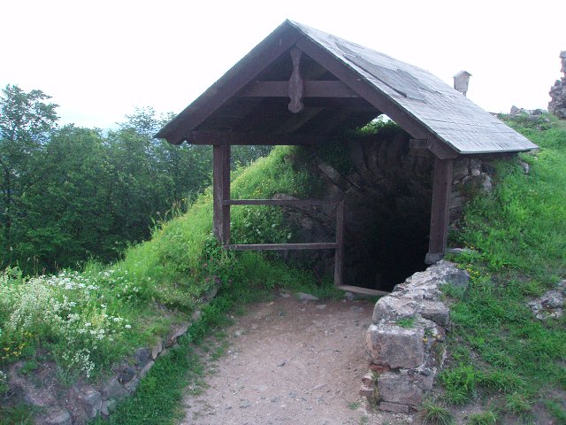 img00157.jpg