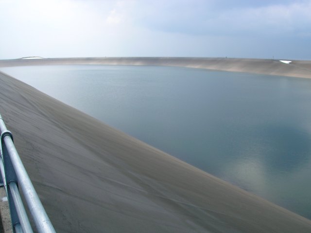 img00004.jpg