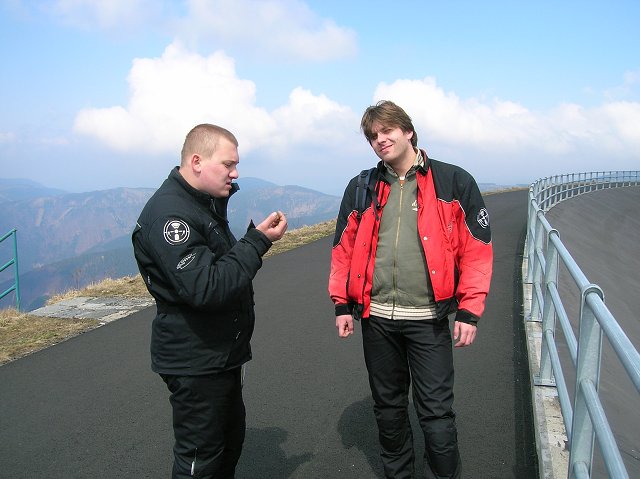 img00019.jpg
