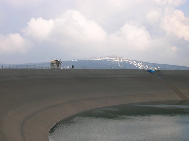 img00020.jpg