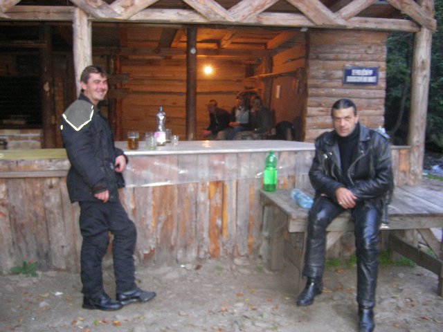 img00004.jpg