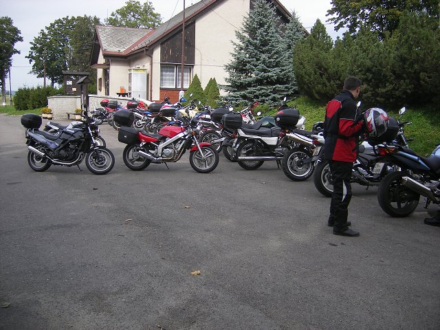 img00085.jpg