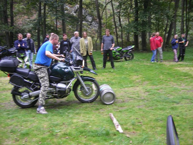 img00128.jpg