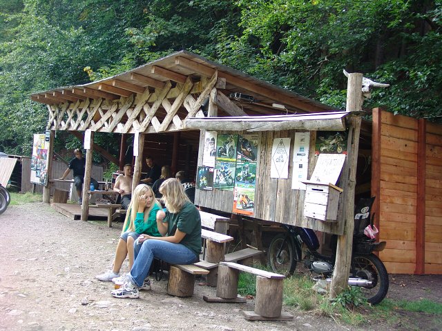img00021.jpg