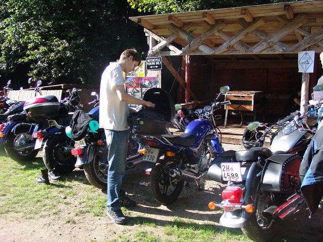 img00185.jpg