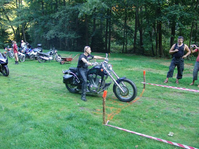 img00211.jpg