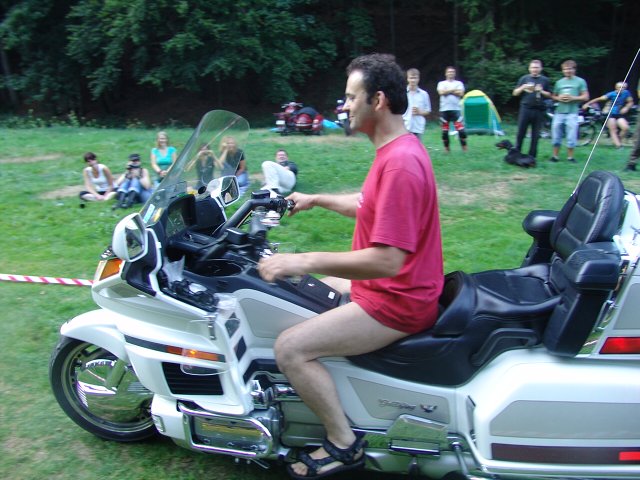 img00214.jpg