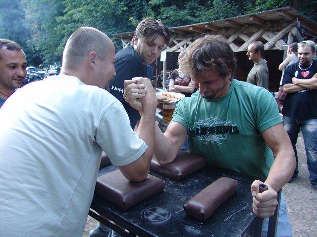 img00242.jpg